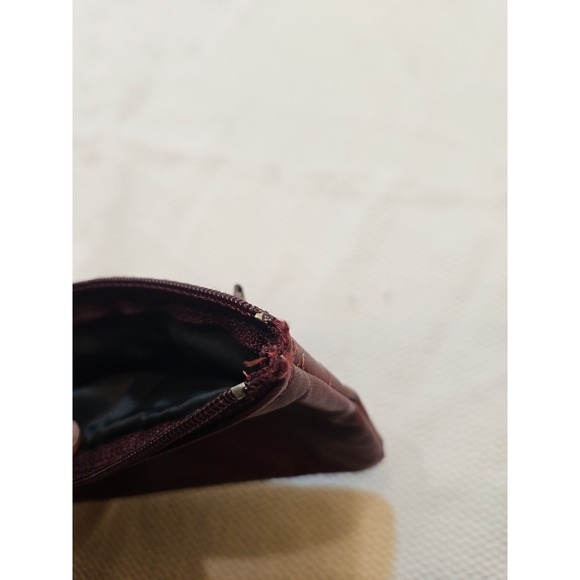 Rolfs Vintage 80's Women's Coin Change Purse Key Ring Zipper Deep Red Embossed - Picture 6 of 6